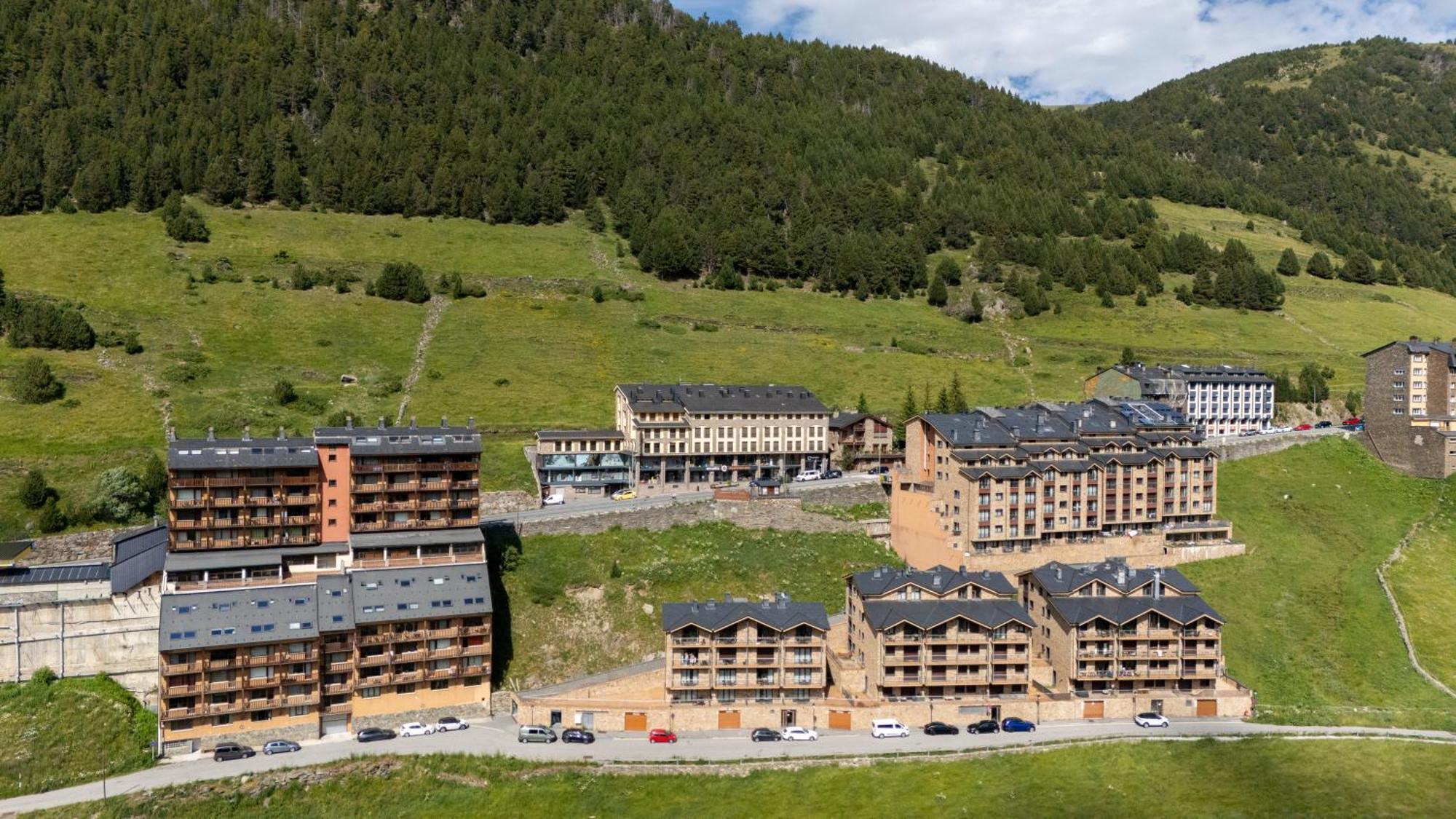 Pierre & Vacances Andorra Bordes d´Envalira エクステリア 写真